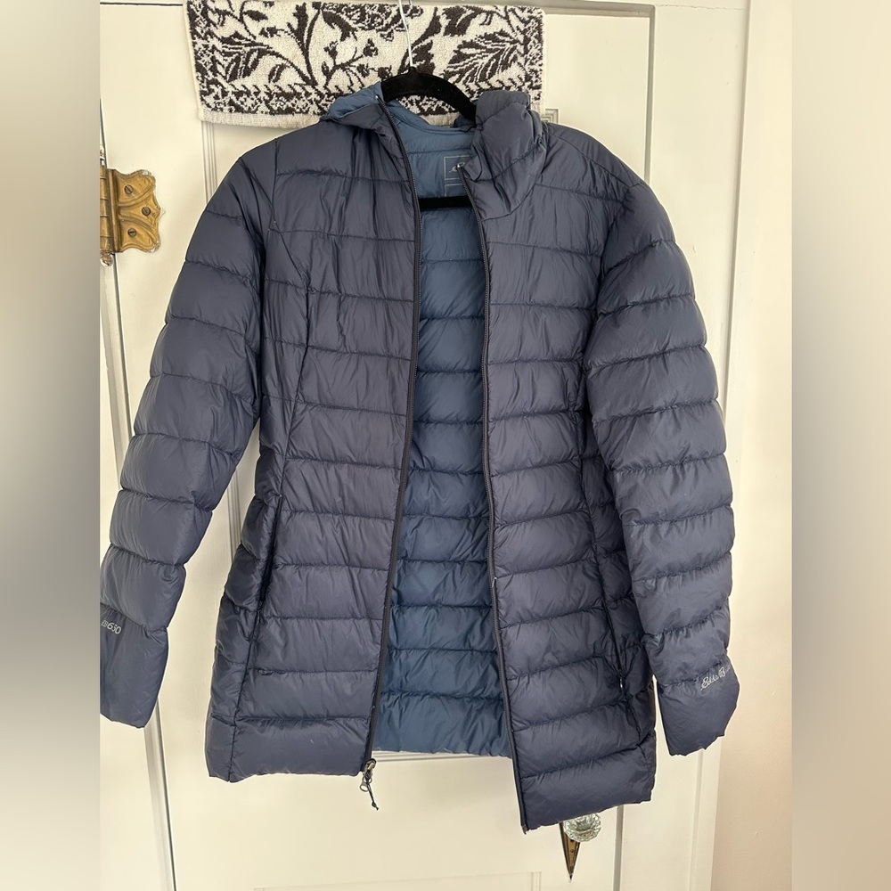 Eddie Bauer navy blue puffer coat
